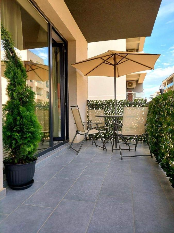 شقة Năvodari  في Apartament David المظهر الخارجي الصورة