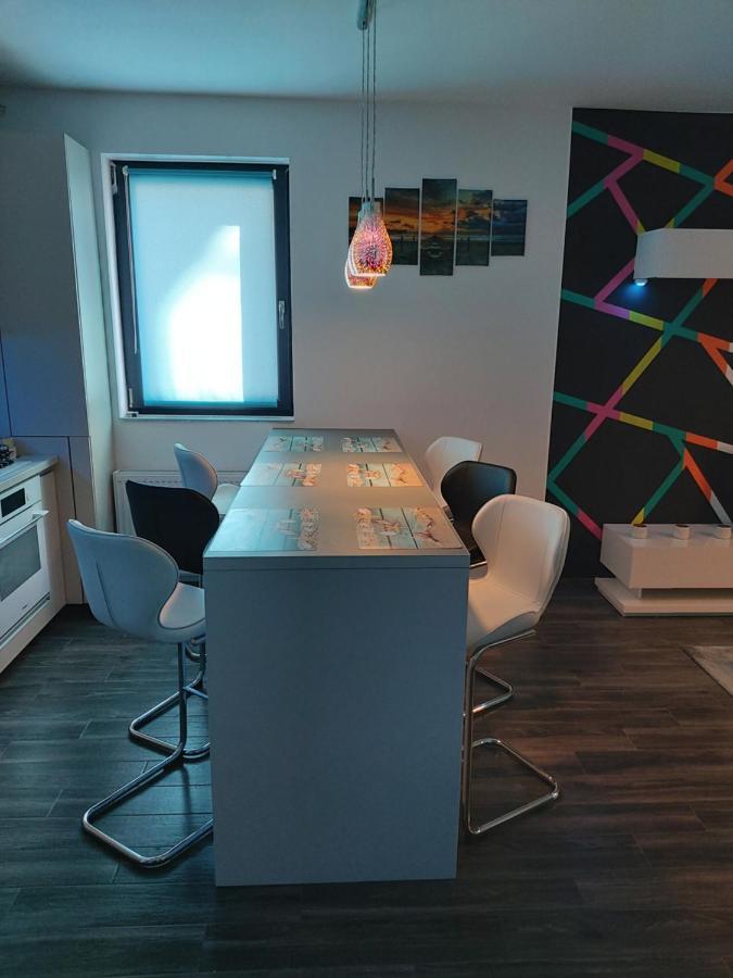 شقة Năvodari  في Apartament David المظهر الخارجي الصورة